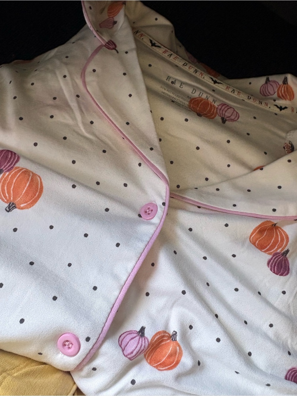 Rae Dunn Women's Pumpkin Print Short Pajama Set - Picture 4 of 5
